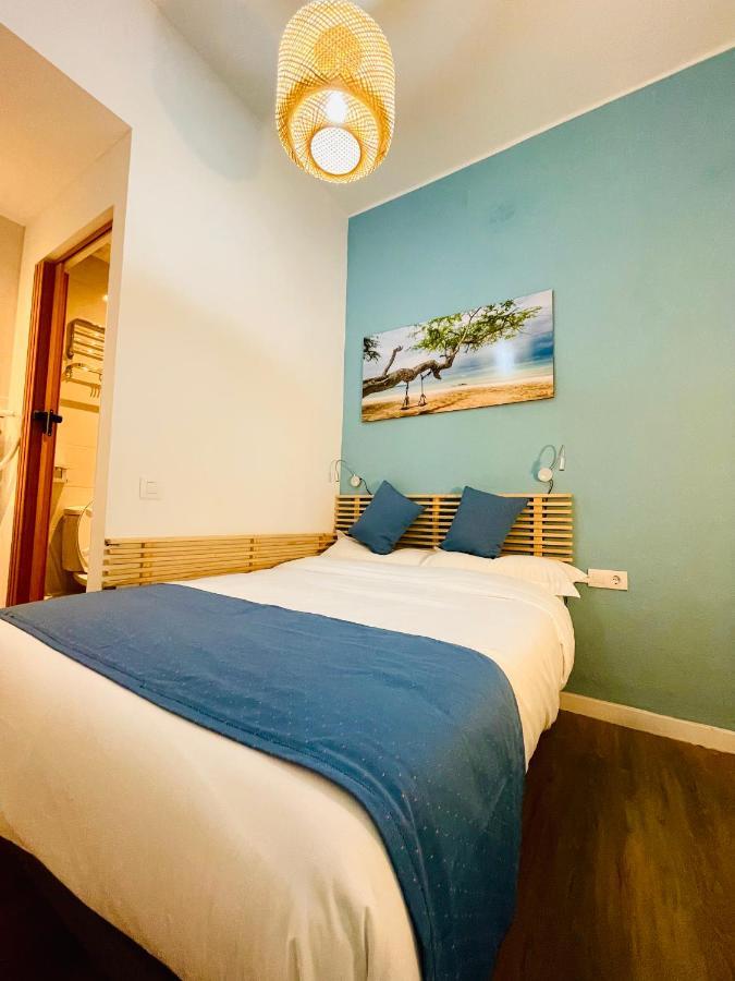 Pension Bertolin Barcelona Exterior photo