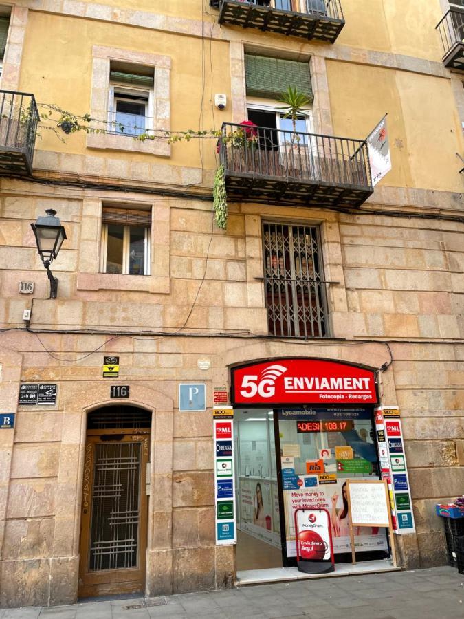 Pension Bertolin Barcelona Exterior photo