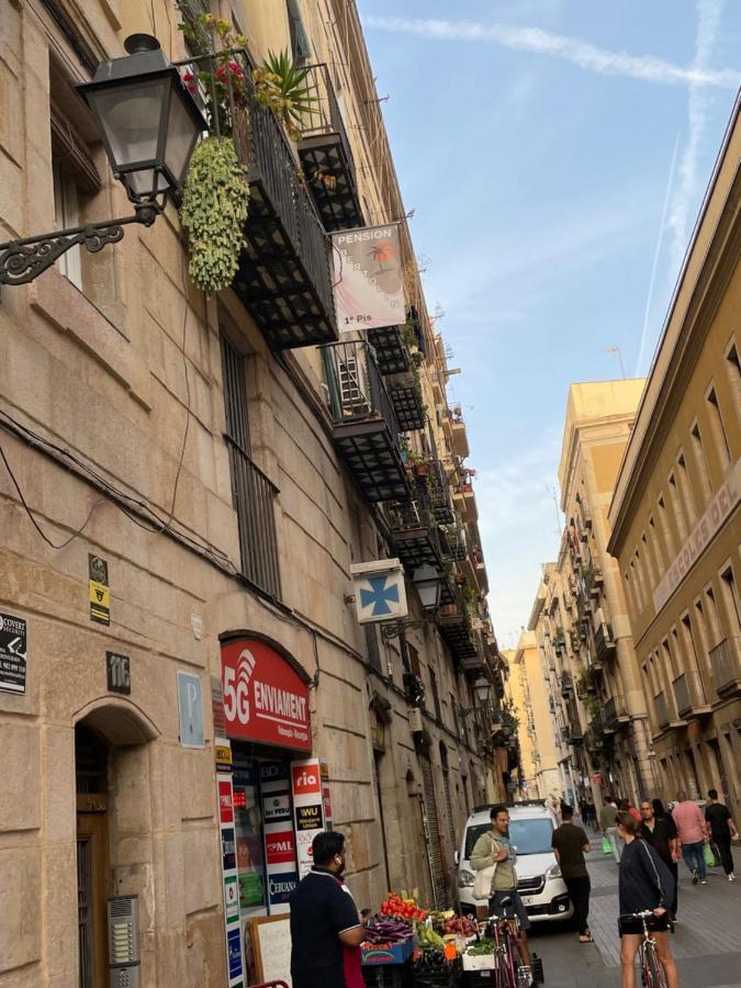 Pension Bertolin Barcelona Exterior photo