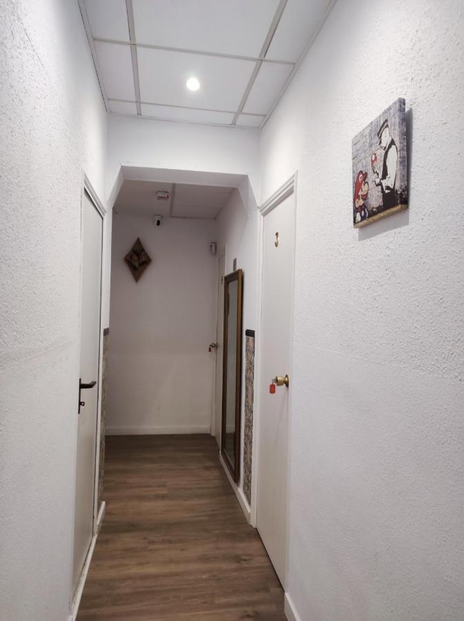 Pension Bertolin Barcelona Exterior photo